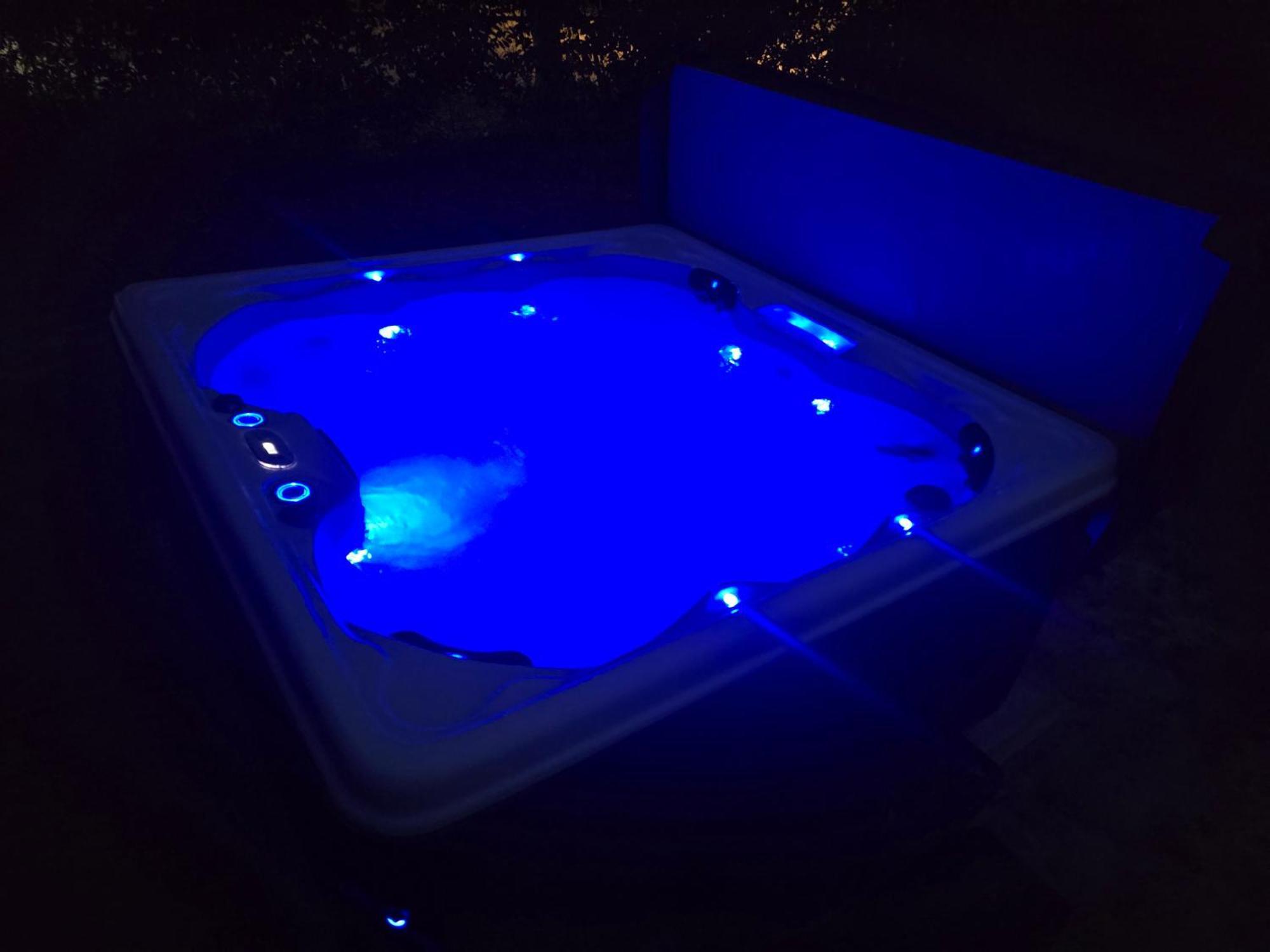 Chill Retreat, Hot Tub, Large Private Yard Villa Wilmington Exteriör bild